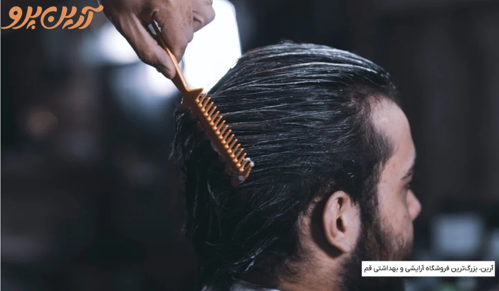 نحوه استفاده از شامپو رنگ مو مردانه